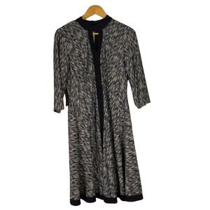 ChrisMcLaughlin Fit and Flare Knee Length Navy White Dress Size 12 NEW